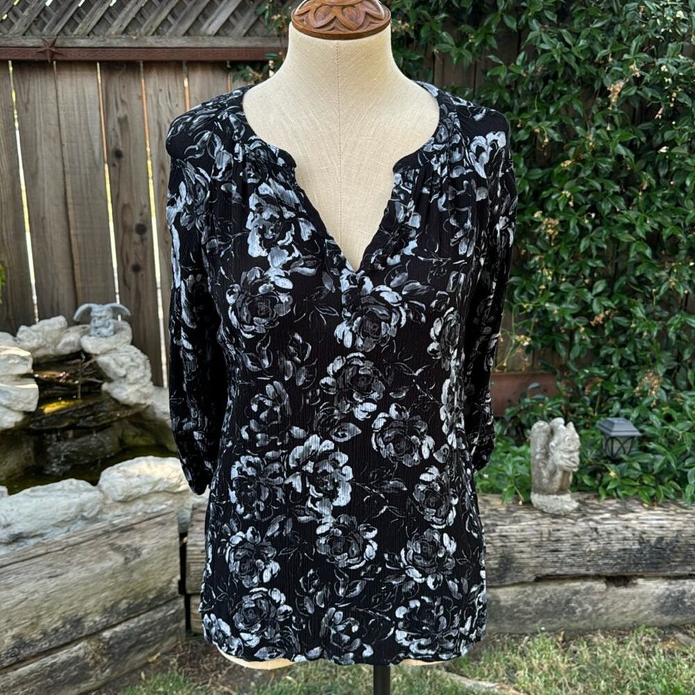 The Pioneer Woman Floral Peasant Top 3/4 Sleeves Woman's size Small